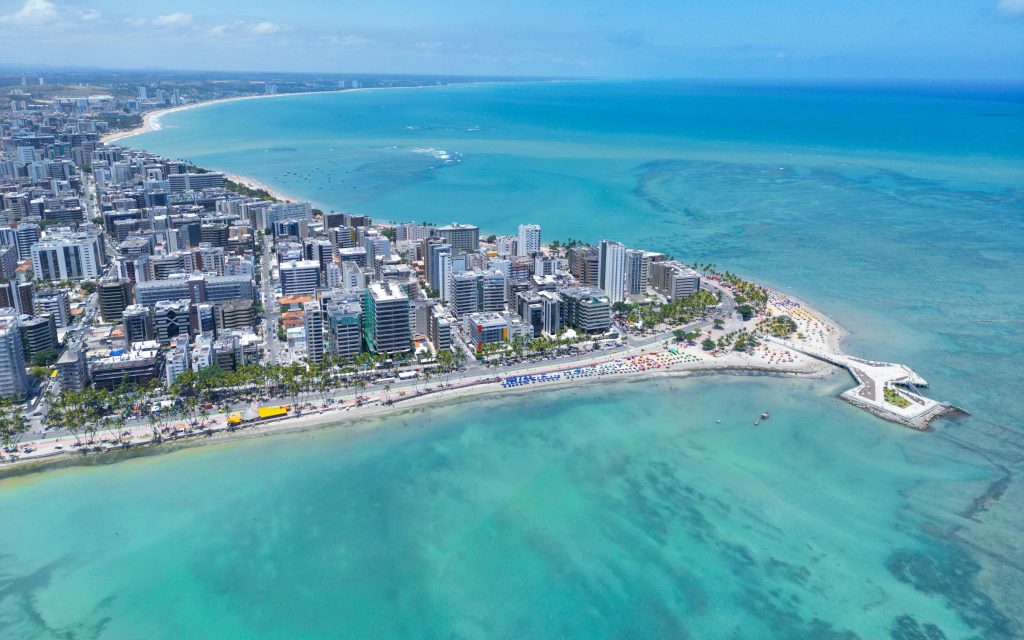 Orla da Praia de Pajuçara, Ponta Verde e Jatiúca - Alagoas - Maceió : Melhores lugares para andar de bicicleta em Maceió